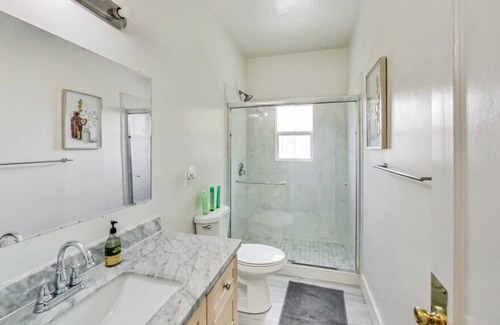 Berkeley Apartment | Prime Location 3BR Near UC Berkeley - Family Friendly Stay