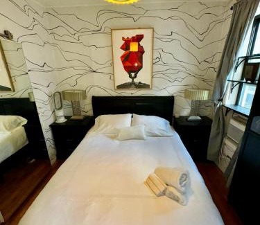 Union City Apartment | Unbeatable NYC Location: 2 Bedrooms Steps from Subway