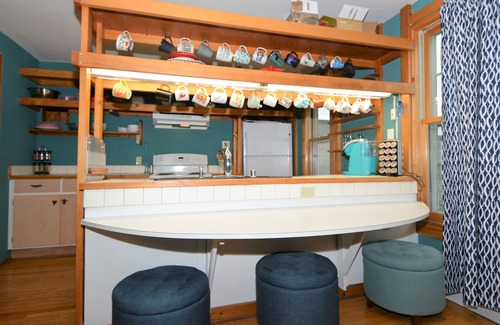 Lower East Side House | Prime Location in Milwaukee with Top Amenities for Everyone