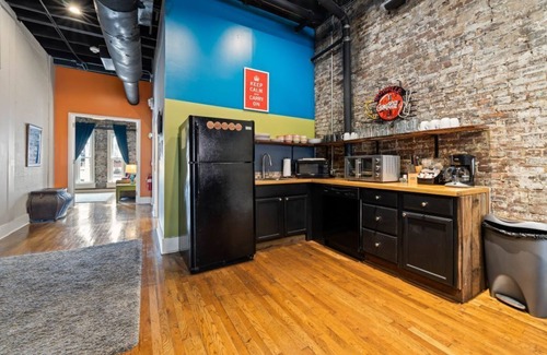 Downtown Nashville Apartment | Prime Nashville Location! Steps from Broadway & Top Amenities