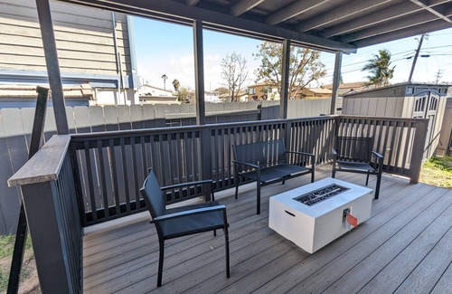 Lincoln Acres House | Dog-Friendly 3bd in DT Chula - Close to Everything!