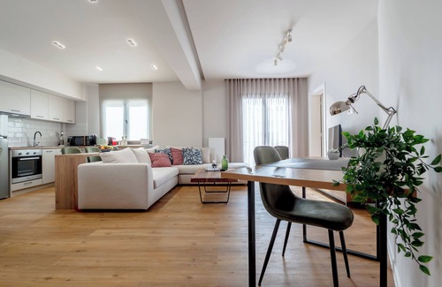 Athens City Centre Apartment | Prime Plaka Location with Acropolis View Terrace