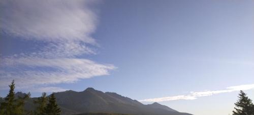 Strbske Pleso Apartment | Stunning Mountain View Apartment with Family-Friendly Amenities