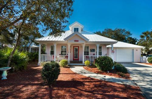 Clipper Cove Villa | Discover Best Nest: Family-Friendly Dining Awaits You