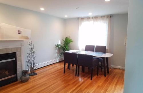Newton Corner House | Discover Modern 3BR Haven with Outdoor Sauna & Theater