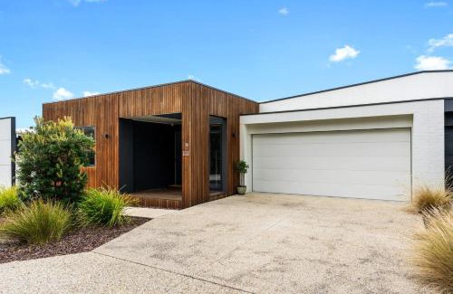 Inverloch House | Discover the Best of Both Worlds in Inverloch Today