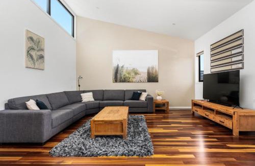 Inverloch House | Discover the Best of Both Worlds in Inverloch Today