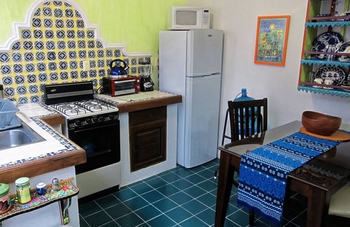 Centro Apartment | Perfect Retreat in Jalatlaco: 1-Bedroom Apartments Await