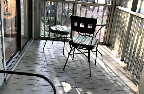 Pawleys Island Condo | Discover Pawleys Plantation: Ideal Retreat for Golfers & Beach Lovers