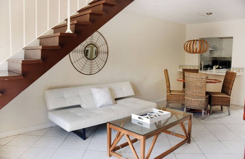 Key Biscayne Apartment | Relaxing Retreat with Private Beach Access & Pool Amenities