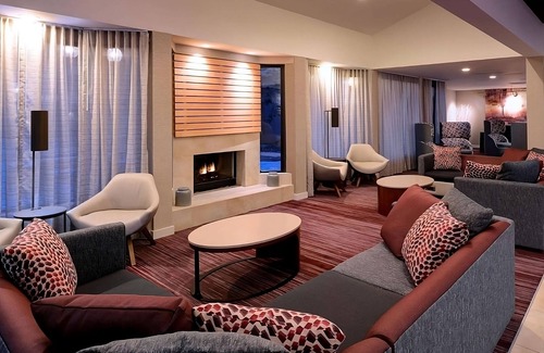 Waldron Hotel | Ideal Getaway: Relaxing Units with Indoor Pool & Pets Welcome