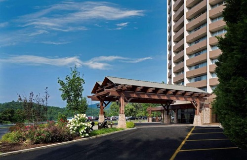 Gatlinburg Hotel | Relaxation Awaits: Private Balcony & Indoor Pool Access!