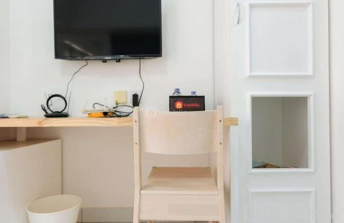 Serpong Apartment | Budget-Friendly Studio at Casa De Parco with Pool Access