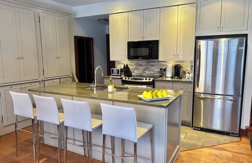 Versant Soleil Condo | Chic Chalet with Private BBQ, Pool & Ocean View