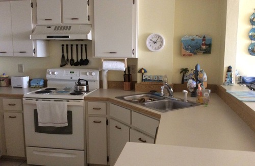Daytona Beach Shores Resort | Prime Oceanfront Stay at Daytona Beach Shores with Spa & Pool