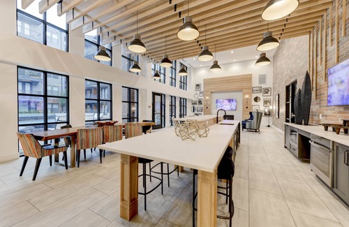 Hancock Apartment | Discover the Stylish Home Base in Downtown ATX