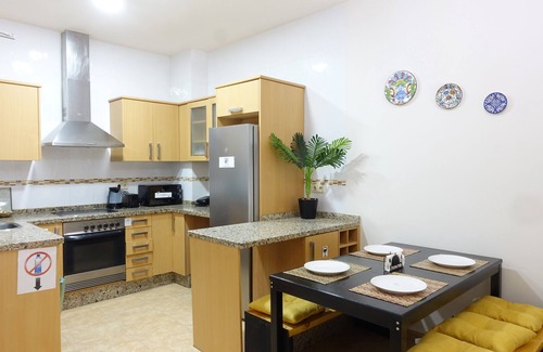 El Cabanyal Apartment | Discover Valencia Beach Flat - Historic Charm by the Ocean