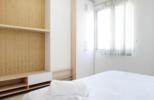 Surabaya Apartment | Budget-Friendly 1BR at Twin Tower Apartment in Travelio