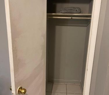 Allapattah House | Budget-Friendly Stay in Miami: Near Airport & Beach