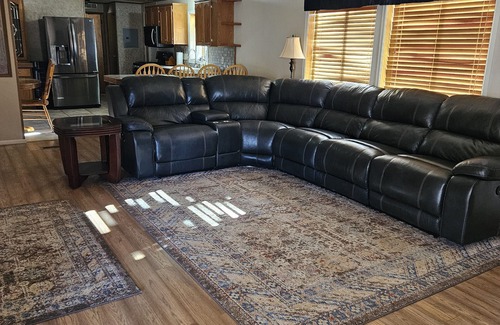 Thompson House | Unbeatable Value Hotel Near Moab with Family and Pet Perks