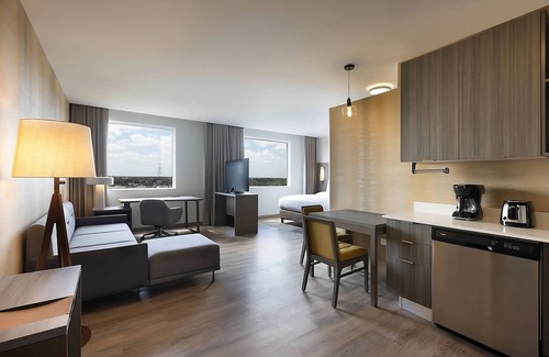 Xcumpich House | Budget-Friendly Stay with Free Breakfast and Pool Access