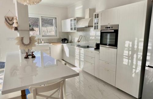 Kastoria Apartment | Unmatched View in a Prime Location - Rated 9.6/10