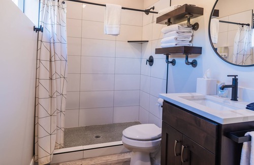 La Verkin Villa | Unforgettable Views at The Dwellings - Pet Friendly Escape
