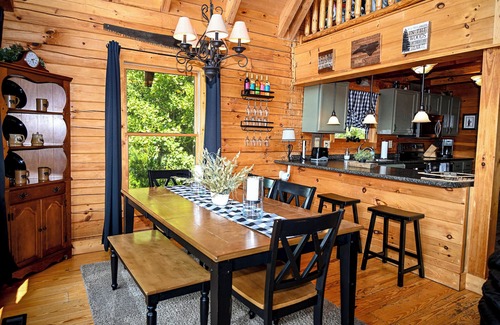 Bostic Cabin | Private Retreat in NC with Amazing Views & Pool Table