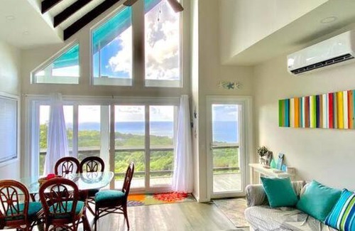 Antoneys Cay House | Unmatched Views Await at West Bay, Roatan Hotel
