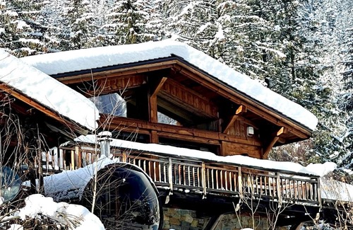 Chamonix-Mont-Blanc Ski Chalet | Unforgettable Panoramic Views in Chamonix with Spa & Jacuzzi