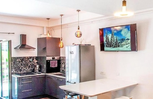 Poiana Brasov Apartment | Unbeatable View: Guest Rated 10/10, Child-Friendly Stay