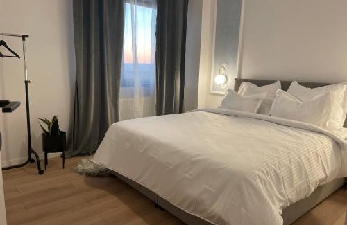 Tirgu Mures Apartment | Unforgettable Views at Best View Terrace - 9.9 Rated Stay