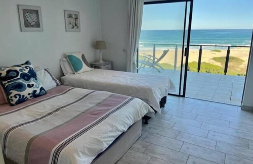 Oyster Bay Villa | Impressive Views from a Family-Friendly Hotel Retreat