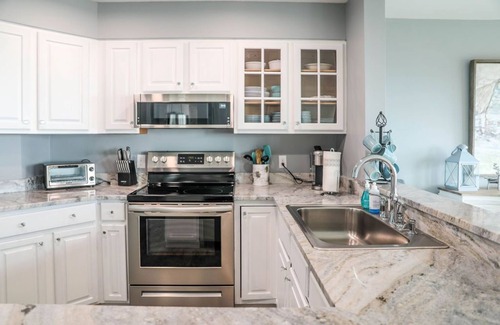 Nellysford Condo | Unforgettable Views and Spa Retreat at Mountain Escape