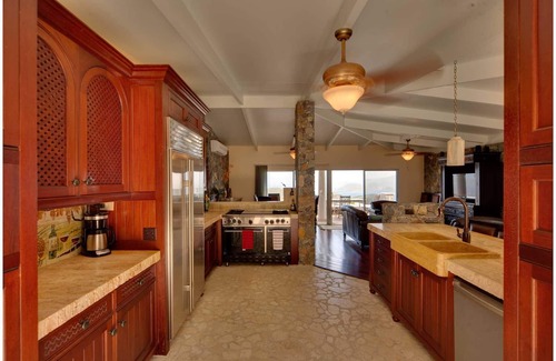 Estate Hammer Farm Villa | Unforgettable Ocean Views with Private Pool Near Cinnamon Bay