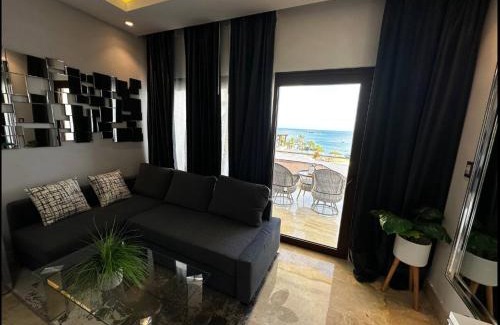 Samana Apartment | Best Waterfront Whale View King Bed studio