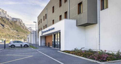 Saint-Jean-de-Maurienne Hotel | Discover Best Western Hotel Coeur de Maurienne: Pet Friendly Stay