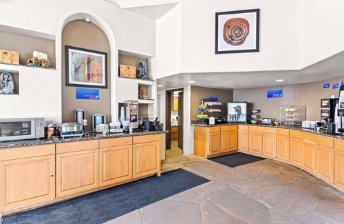 Apache Junction Hotel | Experience Comfort at Best Western Apache Junction Inn