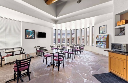 Apache Junction Hotel | Experience Comfort at Best Western Apache Junction Inn