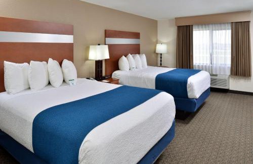 Neosho Hotel | Premier Stay at Best Western Big Spring Lodge with Ocean Views