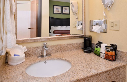 Canal Winchester Hotel | Cozy Stay at Best Western Canal Winchester Inn near Columbus