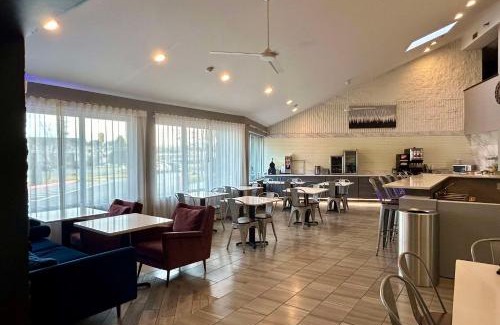 Carlisle Hotel | Pet-Friendly Getaway at Best Western Carlisle South