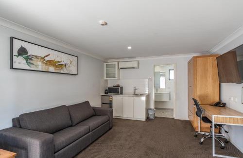 Quirindi Hotel | Discover Best Western Quirindi RSL Motel: Guest Rated 9.1