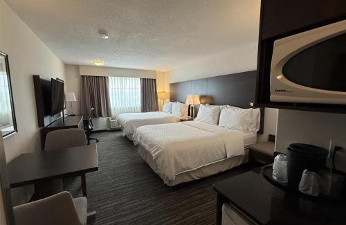 Dawson Creek Hotel | Discover Holiday Inn Express Dawson Creek: Family-Friendly Comfort