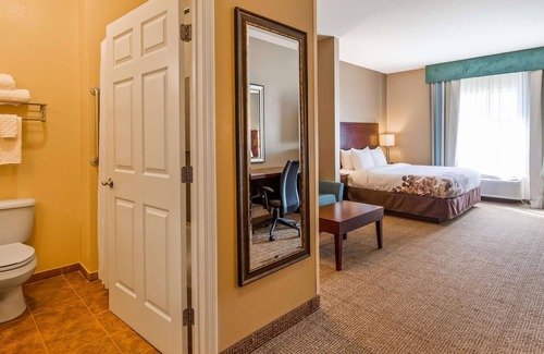 Dothan Hotel | Guest Favorite: Best Western Dothan Inn & Suites Awaits