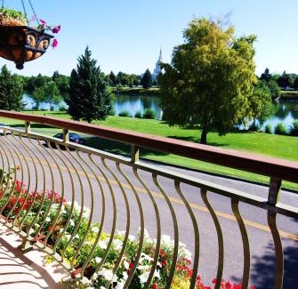 Idaho Falls Hotel | Top Rated Oceanfront Stay at Best Western Driftwood Inn