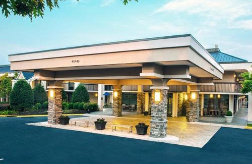 Sterling Hotel | Convenient Stay at Best Western Dulles Airport Inn