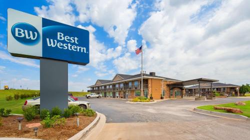 El Reno Hotel | Pet-Friendly Stay at Best Western El Reno with Pool Access