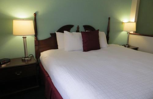 Seven Oaks Hotel | Discover Comfort at Best Western Executive Inn & Suites