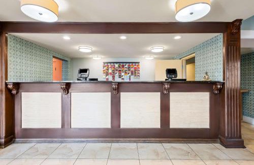 Columbus Hotel | Enjoy Comfortable Stays at Best Western Executive Suites